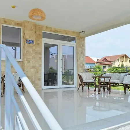 Mamaia Nord Mikonos Hotel *