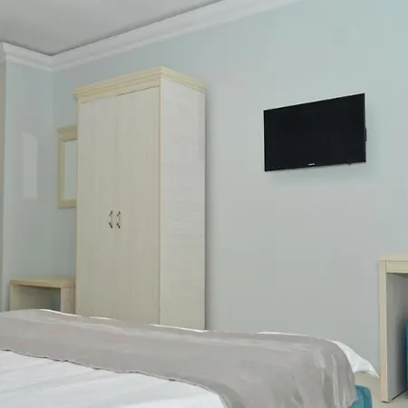 Mamaia Nord Mikonos Hotel *