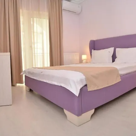 Mamaia Nord Mikonos Hotel *